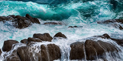 Waves crash on rocks sound , 4 sounds